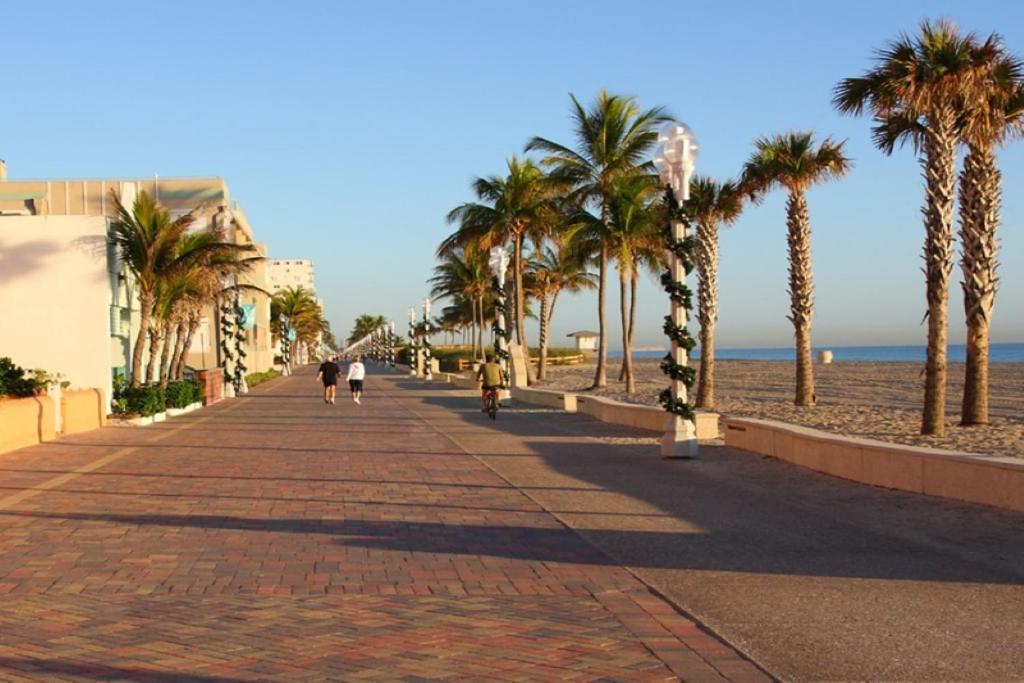 West Lake Park Holiday Retreat Dania Beach Hollywood Buitenkant foto